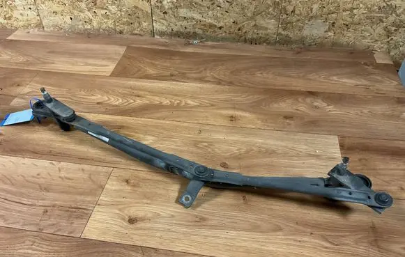 Ford Mondeo Mk III Front wiper linkage 1S7117504AF 3397020680