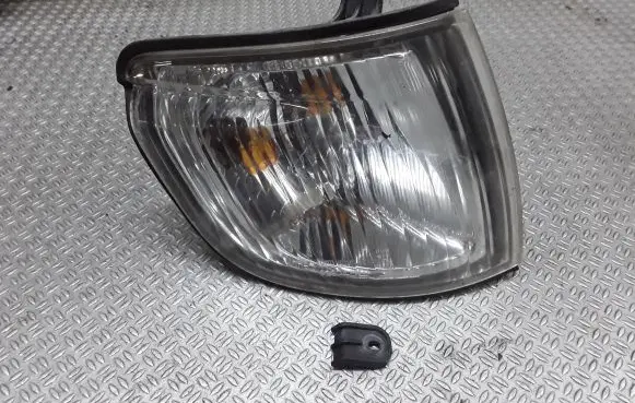 KIA Joice Front indicator light