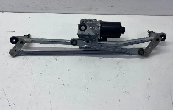 Porsche Macan (95B) Front wiper linkage and motor 95B955113A