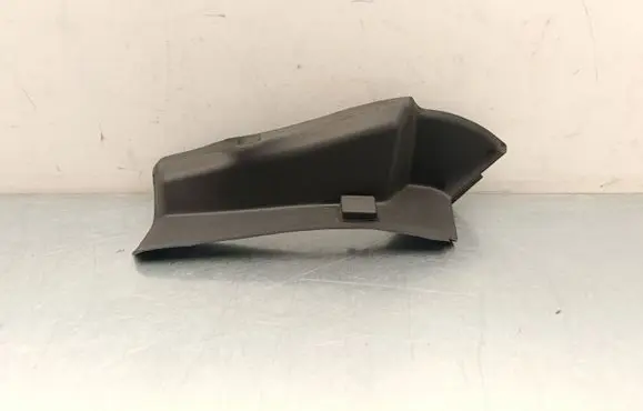 Mercedes-Benz EQC Rear/tail light trim molding A2936910200