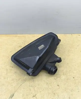 Mercedes-Benz CLS C219 Intake resonator A6421400087