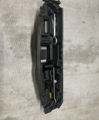 Land Rover Discovery Sport Tool set FK7219G381BE EJ3217080AD