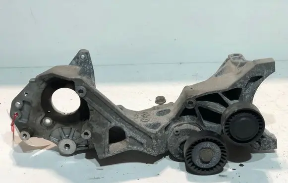 Audi A6 C7 Generator/alternator bracket 03L9031043A
