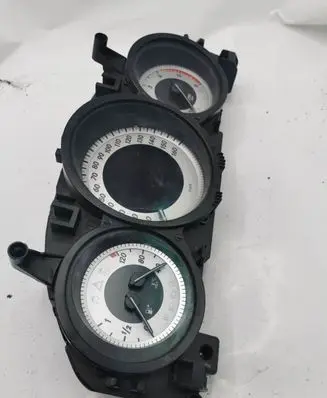Mercedes-Benz C W204 Speedometer (instrument cluster) A2049008807 2049019403 2049020003