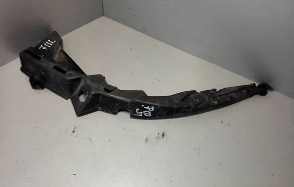 Volkswagen PASSAT B5 Front bumper mounting bracket 3B0807049C DN12291