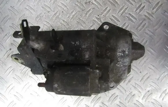 Mazda Xedos 6 Starter motor m2t24281
