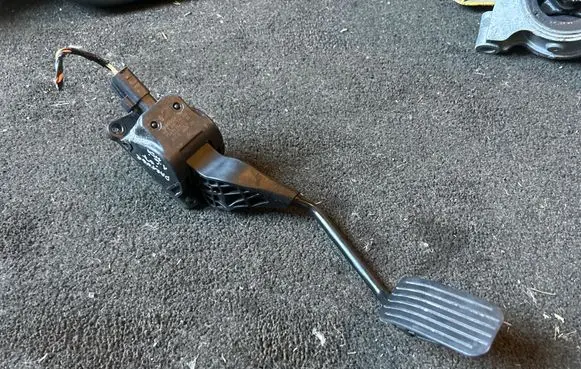 Peugeot Partner Accelerator throttle pedal 0280755035