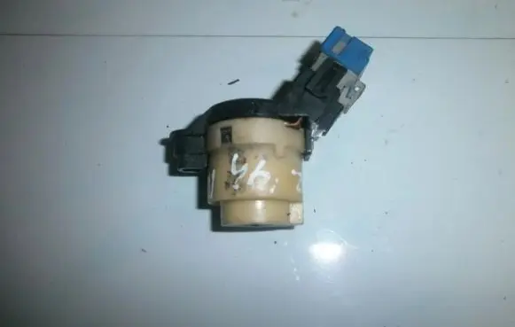 Mitsubishi Colt Ignition lock contact 