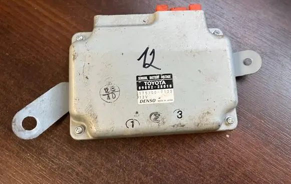 Toyota Auris 150 Other control units/modules 8989228010