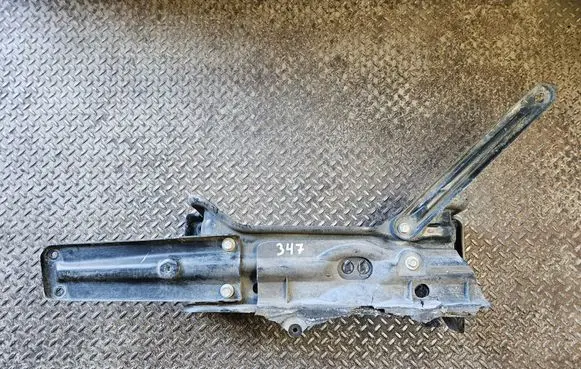 Jeep Grand Cherokee Gearbox mounting bracket 68229952AA 04578779AC