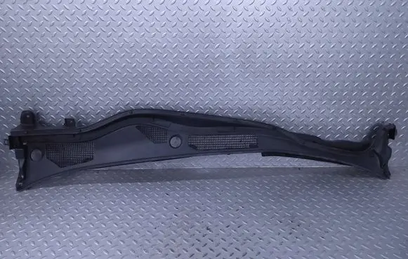 Lexus GS 300 350 430 450H Wiper trim 5570830100 45620110750