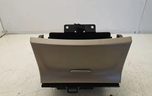 Jeep Grand Cherokee Glove box central console X90020202MR