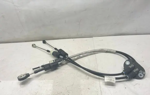 Gear shift cable linkage