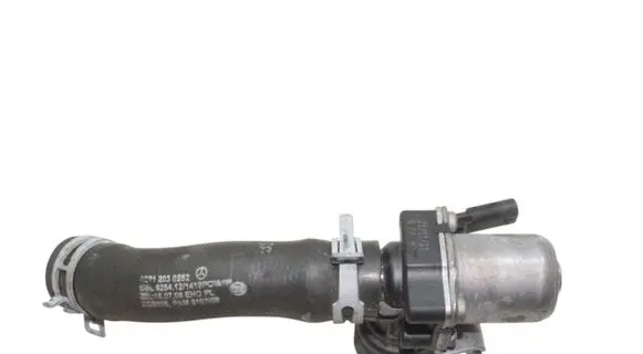 Mercedes-Benz SLK R172 Coolant heater control valve A2712030164 A2712030282