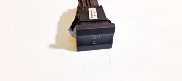 Skoda Fabia Mk1 (6Y) Windscreen/window heater switch 6y0959621