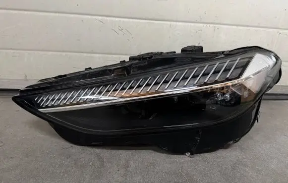 Audi A5 Headlight/headlamp 8B3941035AA