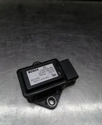 BMW 5 E60 E61 ESP acceleration yaw rate sensor 6758750 0265005266