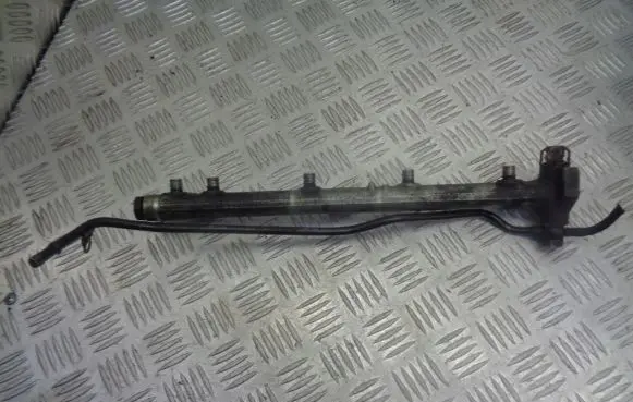 Mercedes-Benz A W168 Fuel main line pipe A6680700095