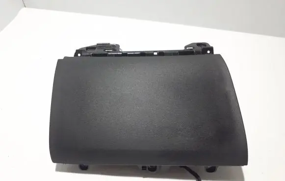 Volvo XC90 Glove box 31477154