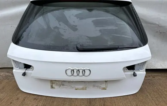 Audi A6 S6 C7 4G Tailgate/trunk/boot lid 4G9827025B