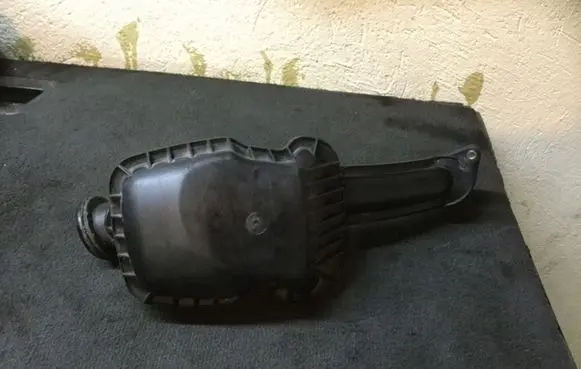 Volvo S60 Intake resonator 30774691