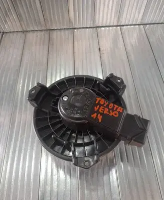 Toyota Verso Rear seat light 12V3Q81280 1280 3Q8