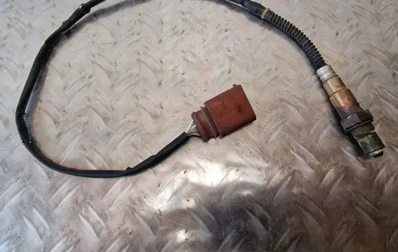 Audi A6 S6 C5 4B Lambda probe sensor 058906265C