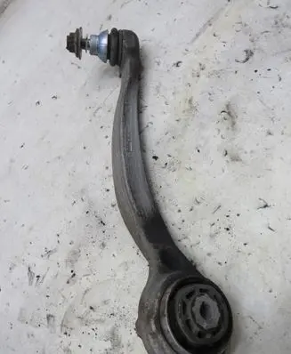 Mercedes-Benz C AMG W205 Front control arm KRIS235789