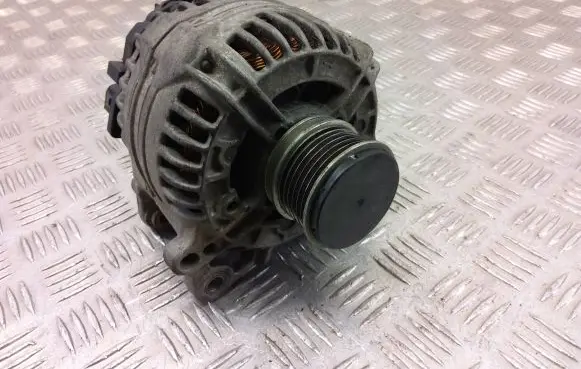 Audi A3 S3 8L Generator/alternator 028903028E 0124515010