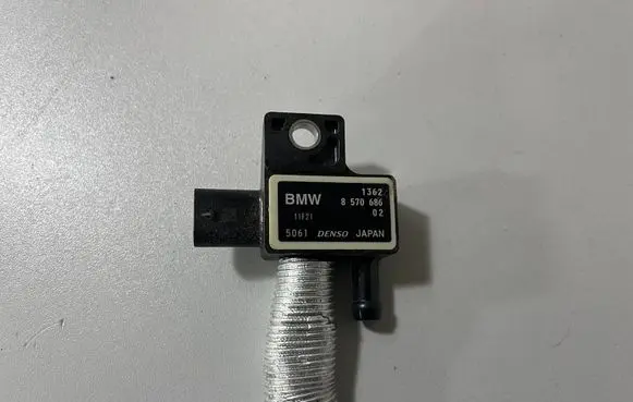 BMW X6 G06 Exhaust gas temperature sensor 8570686