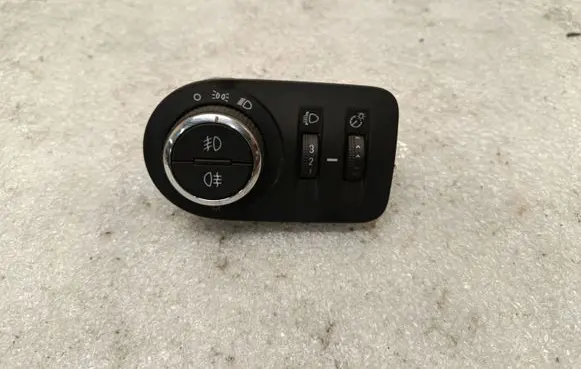Opel Meriva B Light switch 13294815