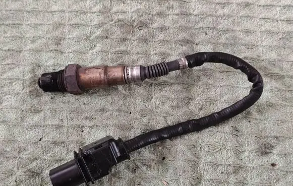 Mercedes-Benz C AMG W204 Lambda probe sensor 0258017011 0035426918 000707T299