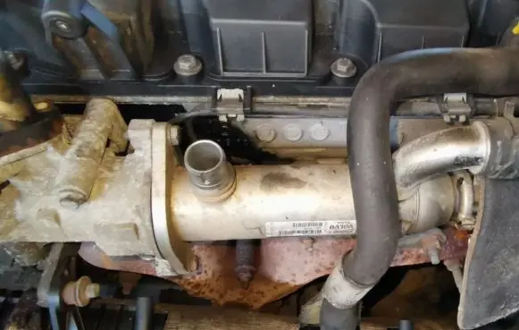 Volvo C30 EGR valve cooler 993062h 8653691