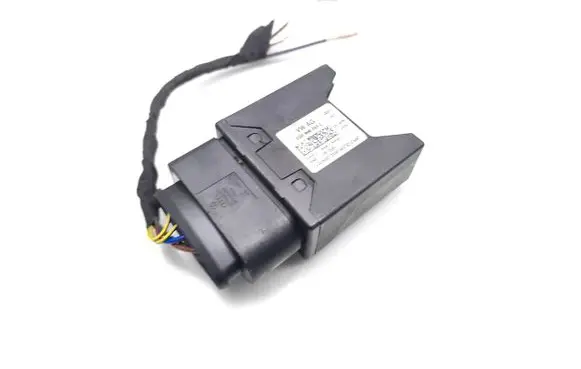 Audi TT TTS RS Mk3 8S Fuel injection pump control unit/module 5Q0906093C