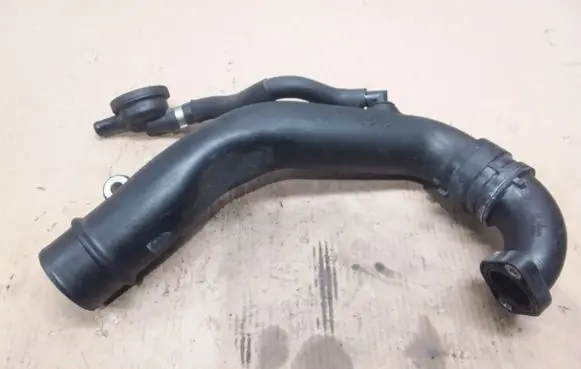 Renault Megane III Intercooler hose/pipe 8201003136