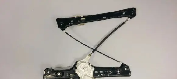 BMW 3 E90 E91 Front door electric window regulator 7140587