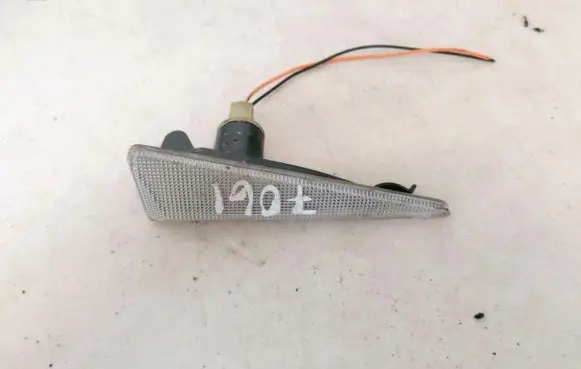 Renault Scenic II - Grand scenic II Front fender indicator light 8200027150