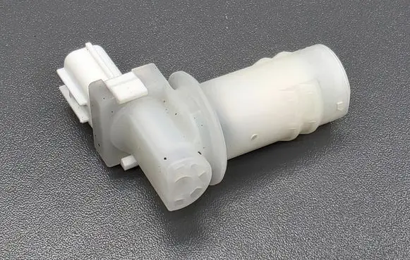 Mazda 3 III Windshield washer fluid level sensor 