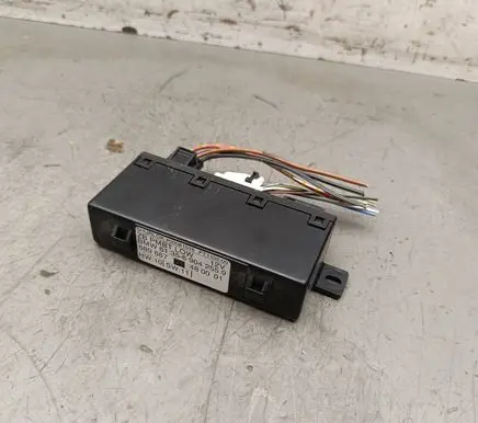 BMW 5 E39 Door control unit/module 69042559 689667 00081516