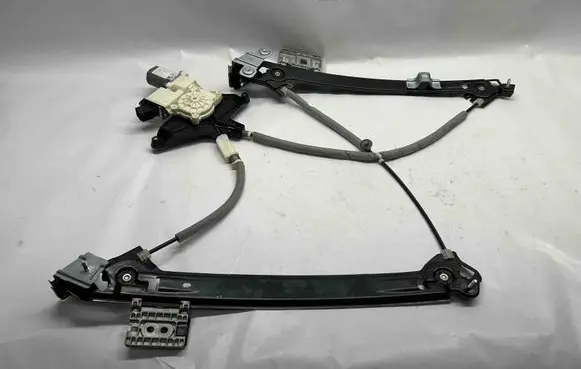 Ford Mustang VI Front door electric window regulator MR3B6323201AA
