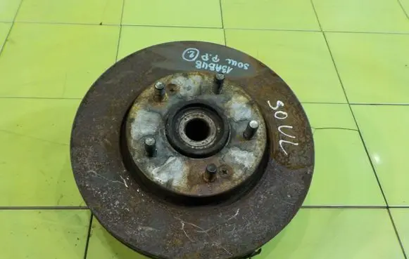 KIA Soul Front wheel hub spindle knuckle PRZOD
