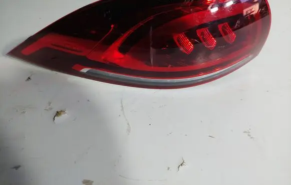 Mercedes-Benz GLE W167 Rear/tail lights A1679061007