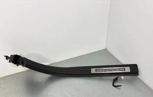 Land Rover Defender Front sill trim cover L8B213200B L8B213200BF8PVJ