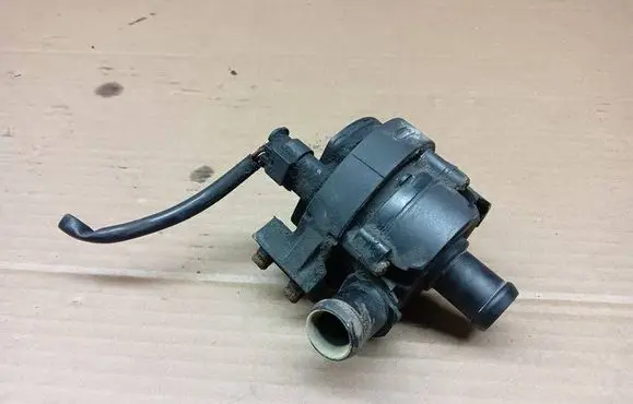 Volkswagen PASSAT B8 Electric auxiliary coolant/water pump 0392023209 5G0965567