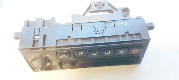 Subaru Legacy Climate control unit