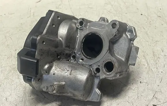 Mercedes-Benz Sprinter W906 EGR valve A6511400160 A2C53362275