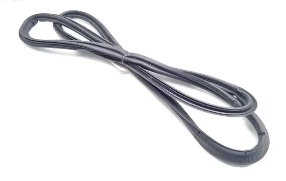 Nissan Juke II F16 Trunk rubber seal (body) 