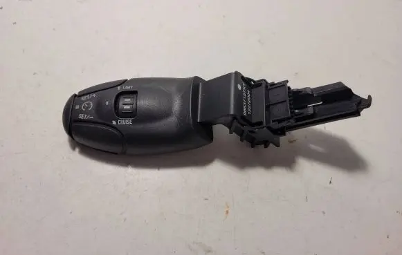 Peugeot 5008 Cruise control stalk 96637157XT 12272004