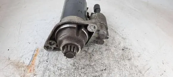 Volkswagen Golf VI Starter motor 0001123028 20130319 02Z911023N