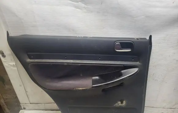 Audi A4 S4 B5 8D Front door card panel trim 8D9867305 BEZJG
